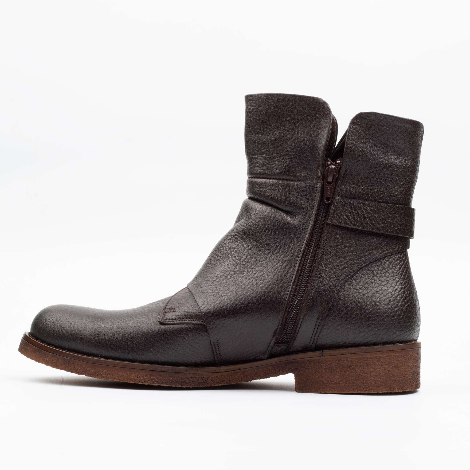 Calvano Men's Brown Leather Boots - Rugged Style Meets Superior Comfort for All-Day Wear (E42) - Image 5