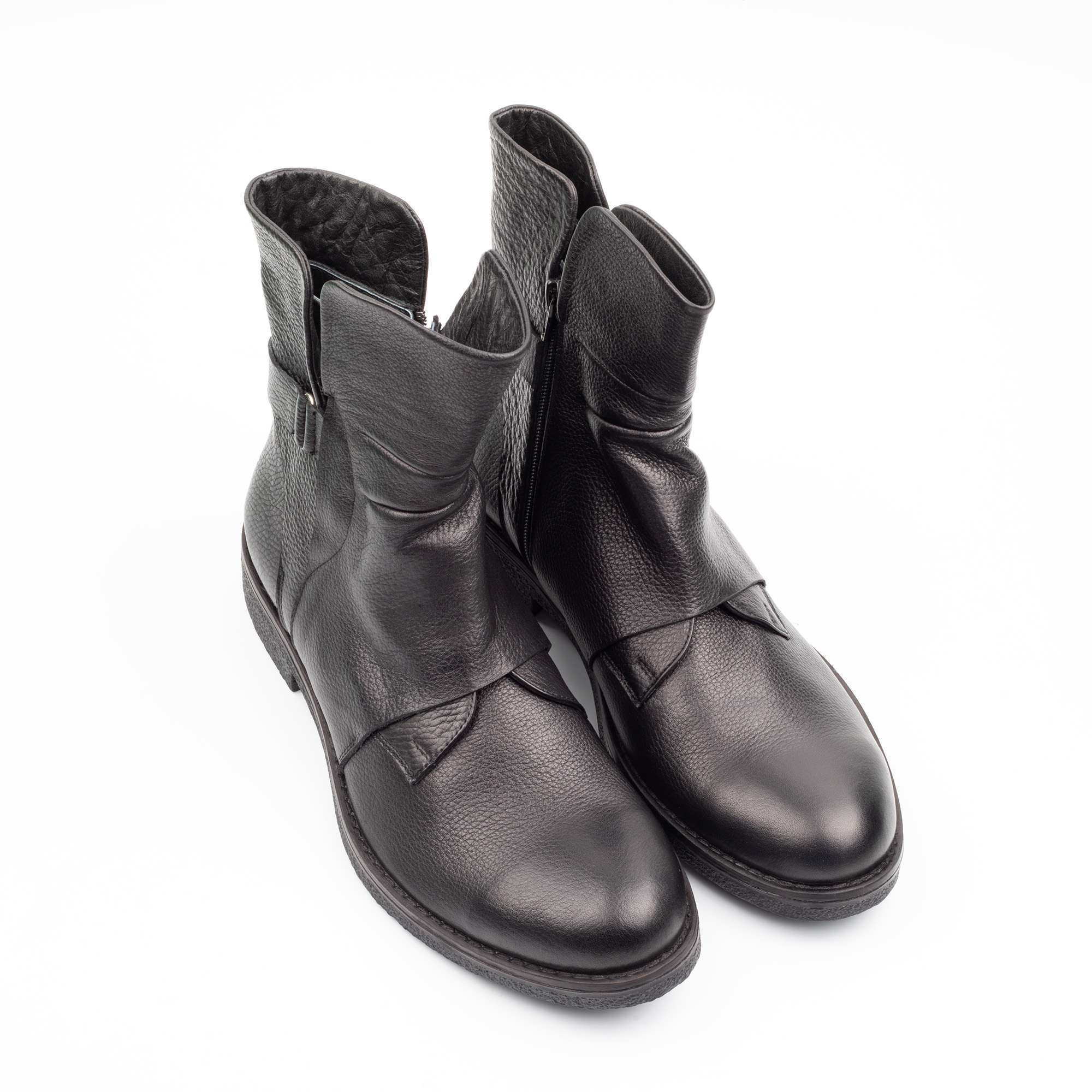 Calvano Men's Black Leather Boots - Durable, Stylish, and Versatile Footwear for Every Occasion (E42) - Image 2