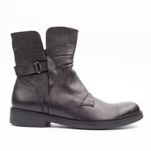 Calvano Men's Black Leather Boots - Durable, Stylish, and Versatile Footwear for Every Occasion (E42)