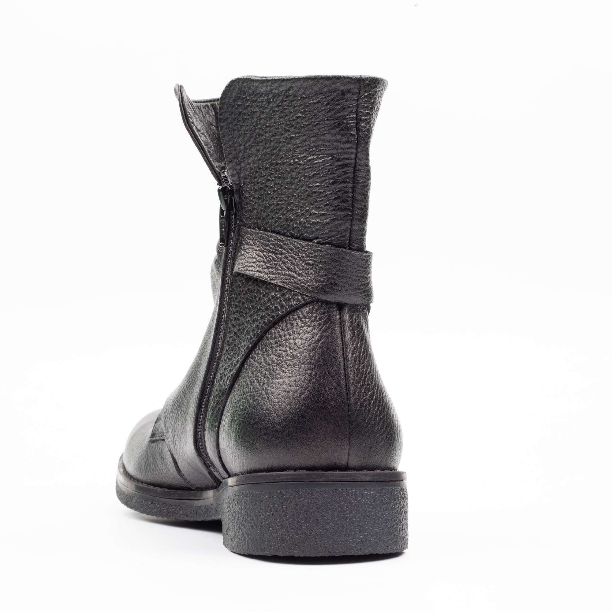 Calvano Men's Black Leather Boots - Durable, Stylish, and Versatile Footwear for Every Occasion (E42) - Image 6