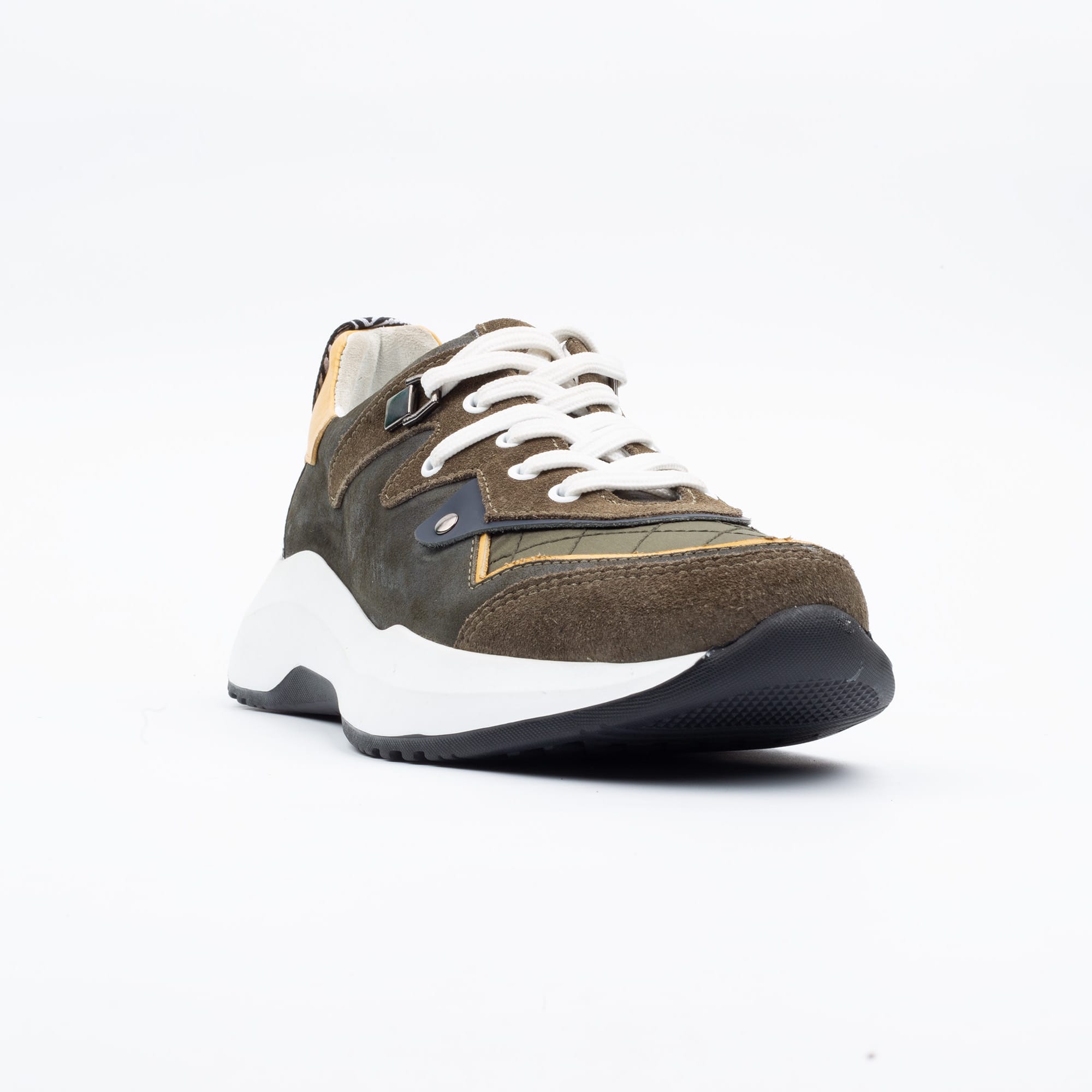 Trendy Olive Green Quilted Sneaker for Men - Stylish Design and Everyday Comfort (M13182) - Image 4