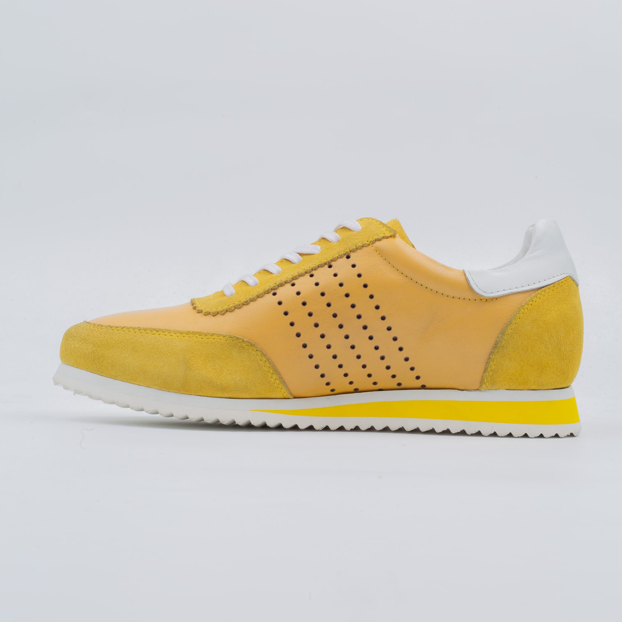 Stylish and Comfortable Yellow Suede Sneakers for Men (M11108) - Image 5