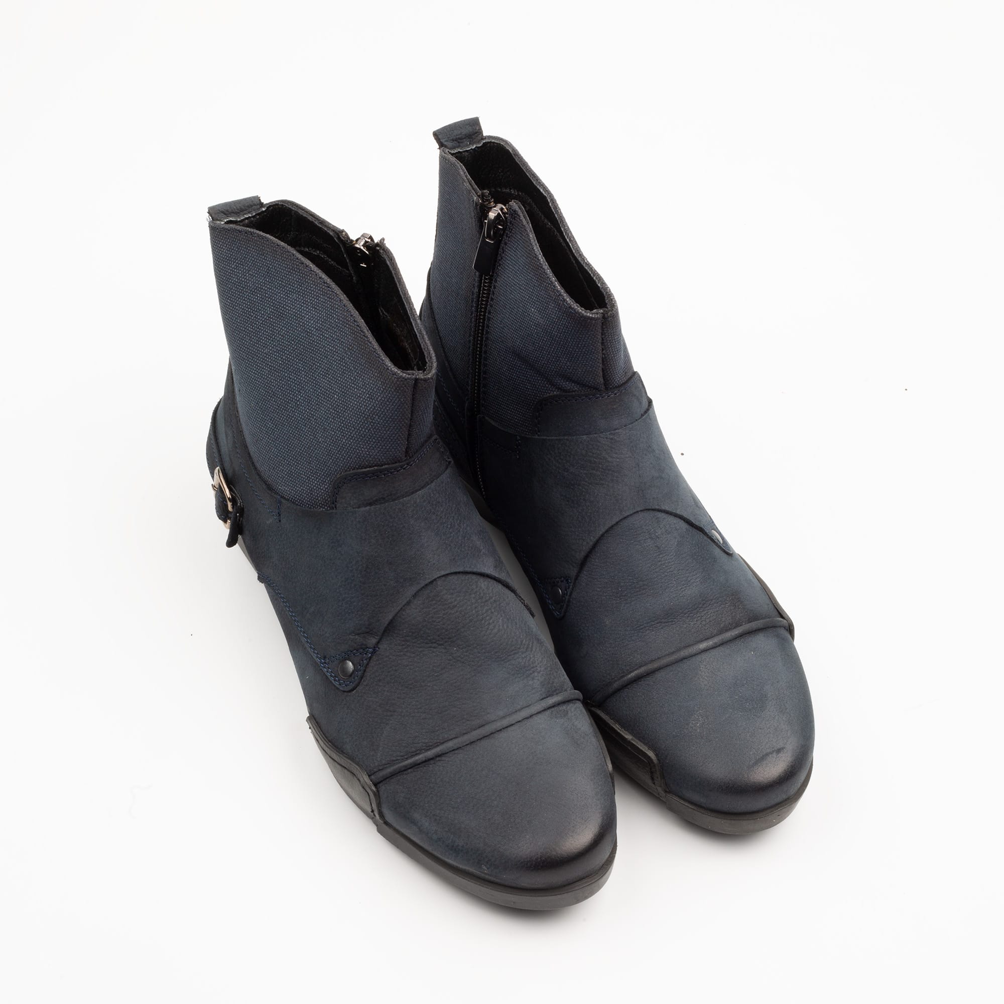 Men's Rugged Ankle Boots Durable and Stylish Footwear for Outdoor Adventures (544571) - Image 2