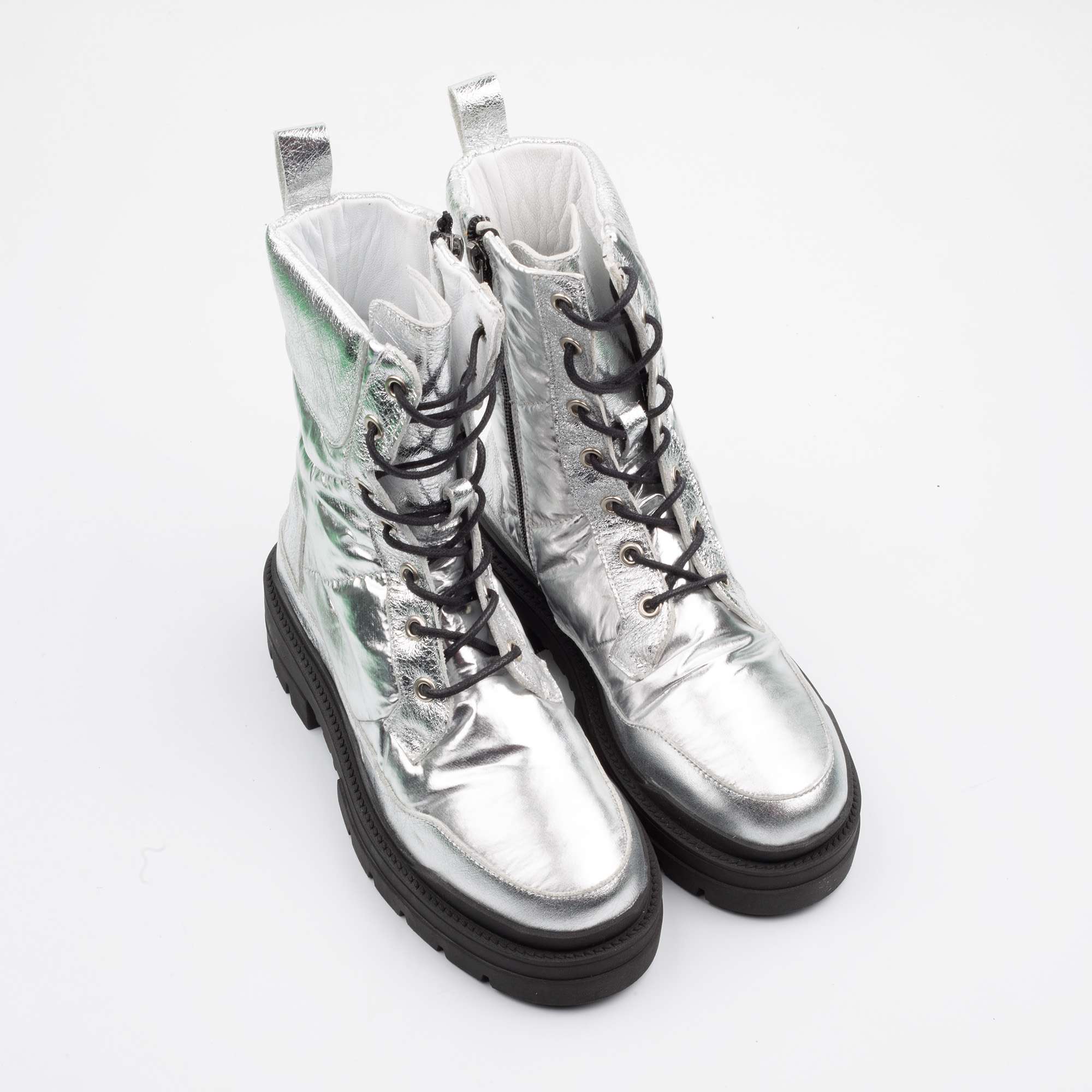 Stylish Women's Silver Combat Boots with Chunky Sole Futuristic Winter Footwear - Image 2
