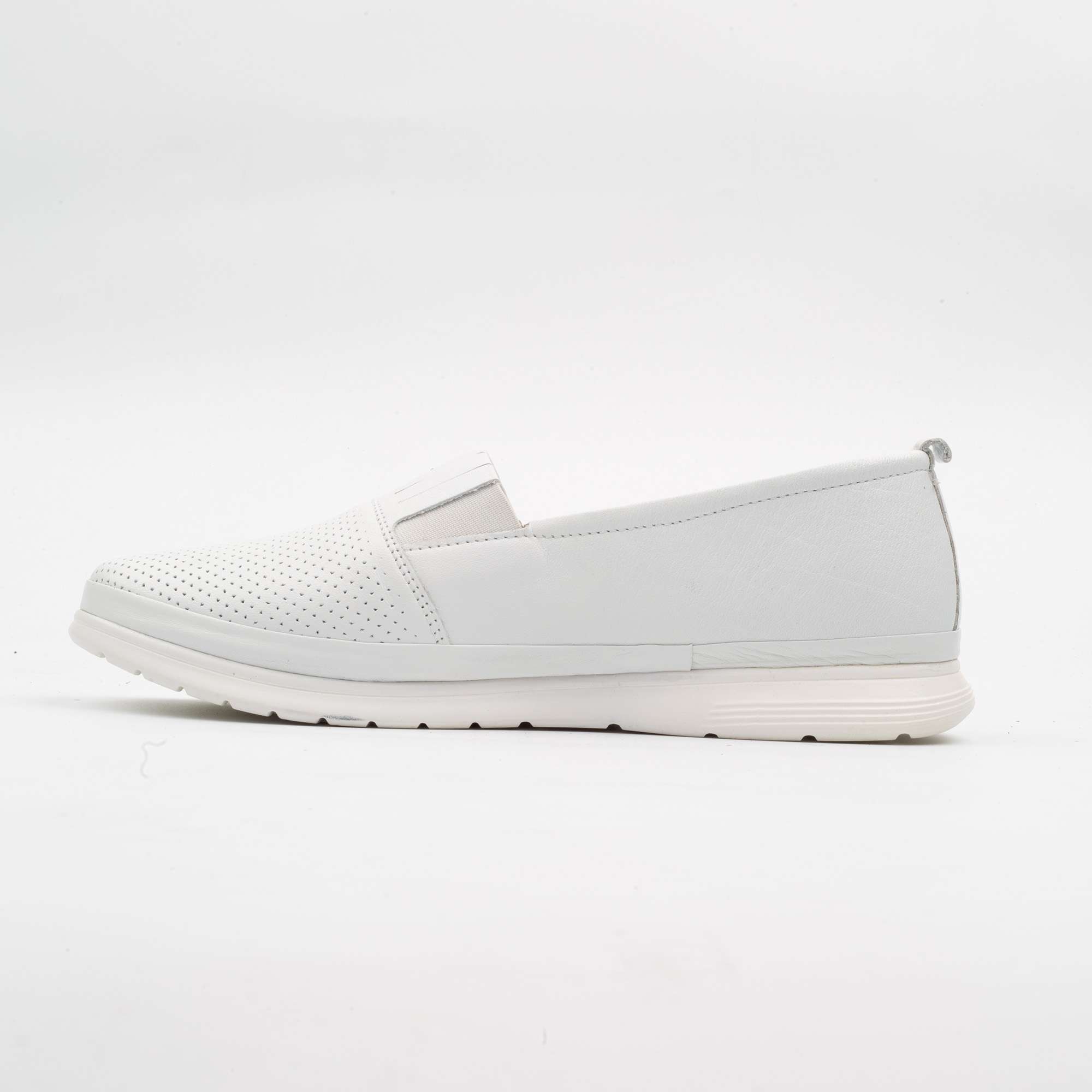 Stylish White Slip-On Loafers for Women Comfortable and Versatile Casual Shoes (M5003) - Image 5