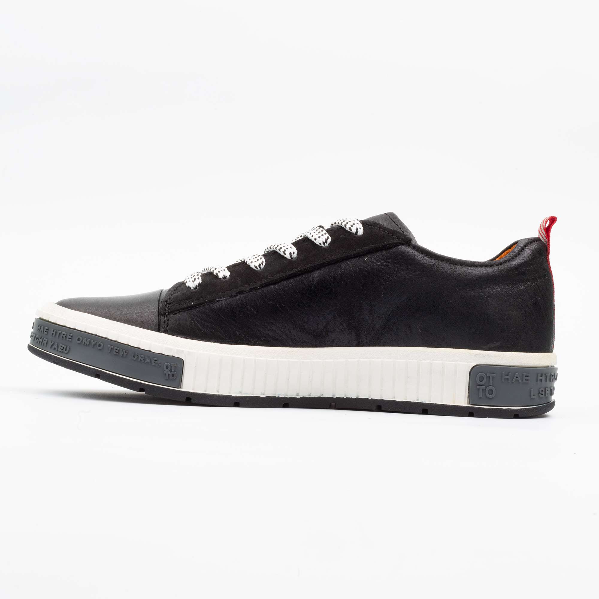 Black Leather Sneakers with Red Accent – Bold Style & Comfort (M15076) - Image 5