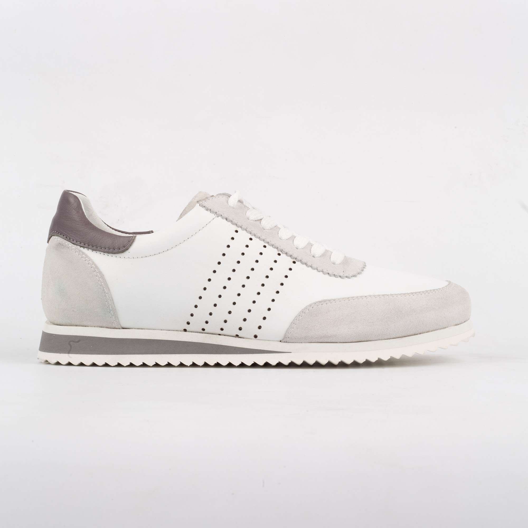 White Suede Leather Sneakers – Minimalist & Sophisticated Comfort for Everyday Wear (M11108)
