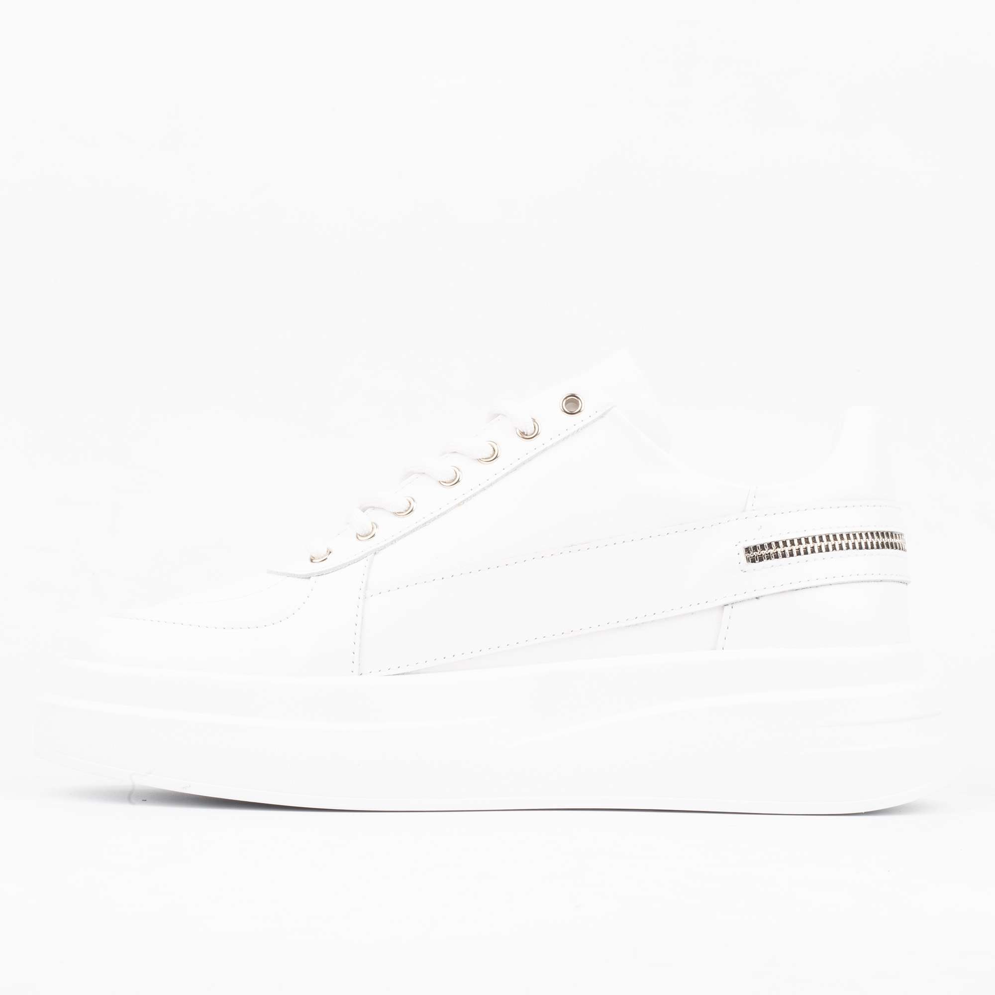 White Leather High-Top Sneakers – Minimalist Design Meets Maximum Comfort (E19173) - Image 5