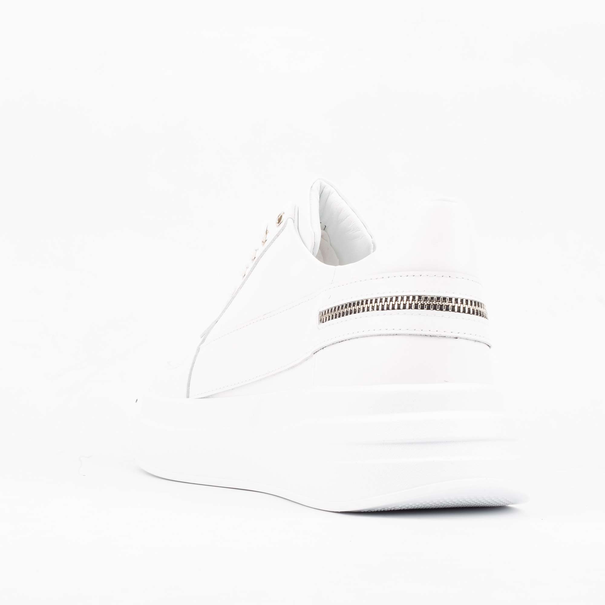 White Leather High-Top Sneakers – Minimalist Design Meets Maximum Comfort (E19173) - Image 4