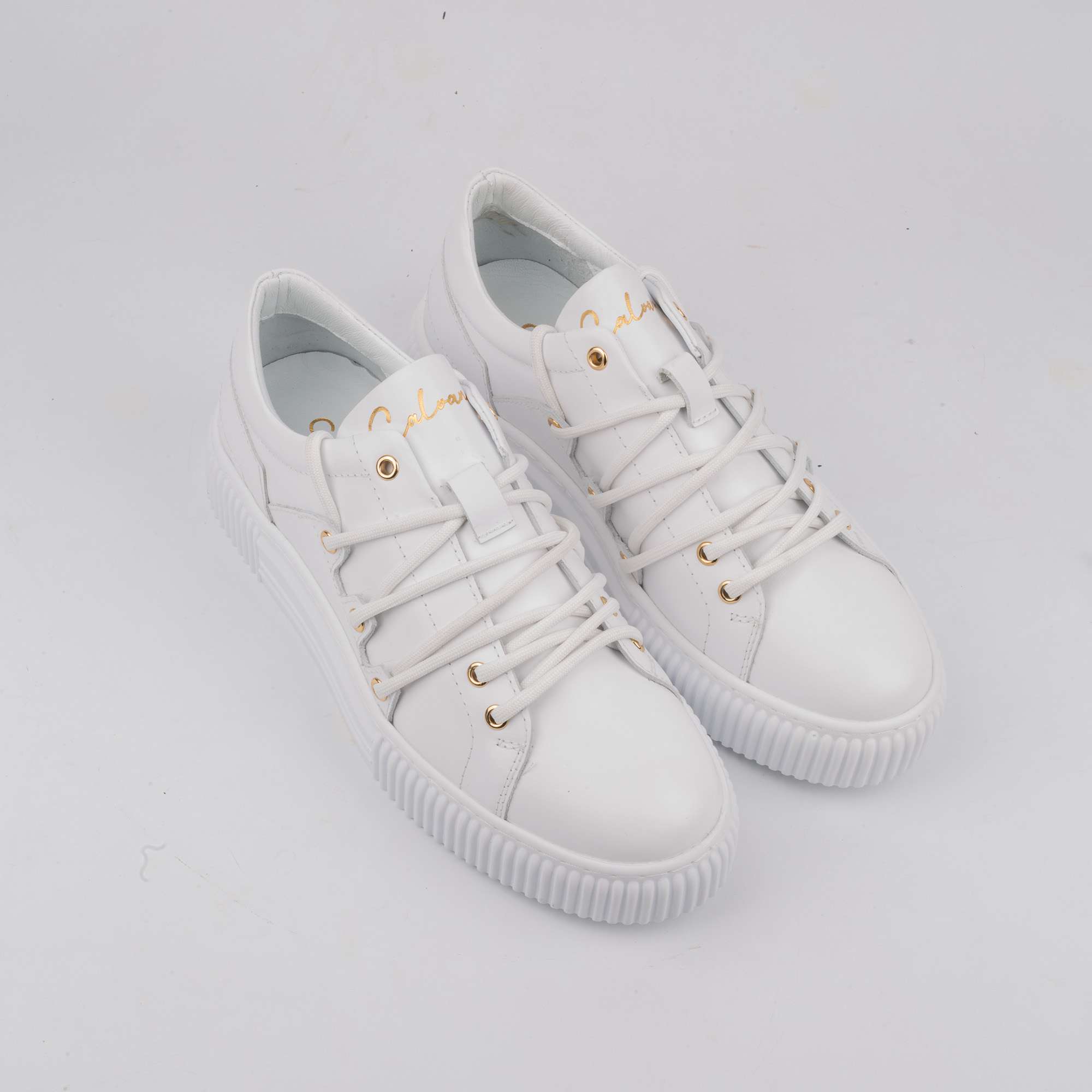 White Leather Low-Top Sneakers – Stylish Comfort for Every Occasion (19014) - Image 2