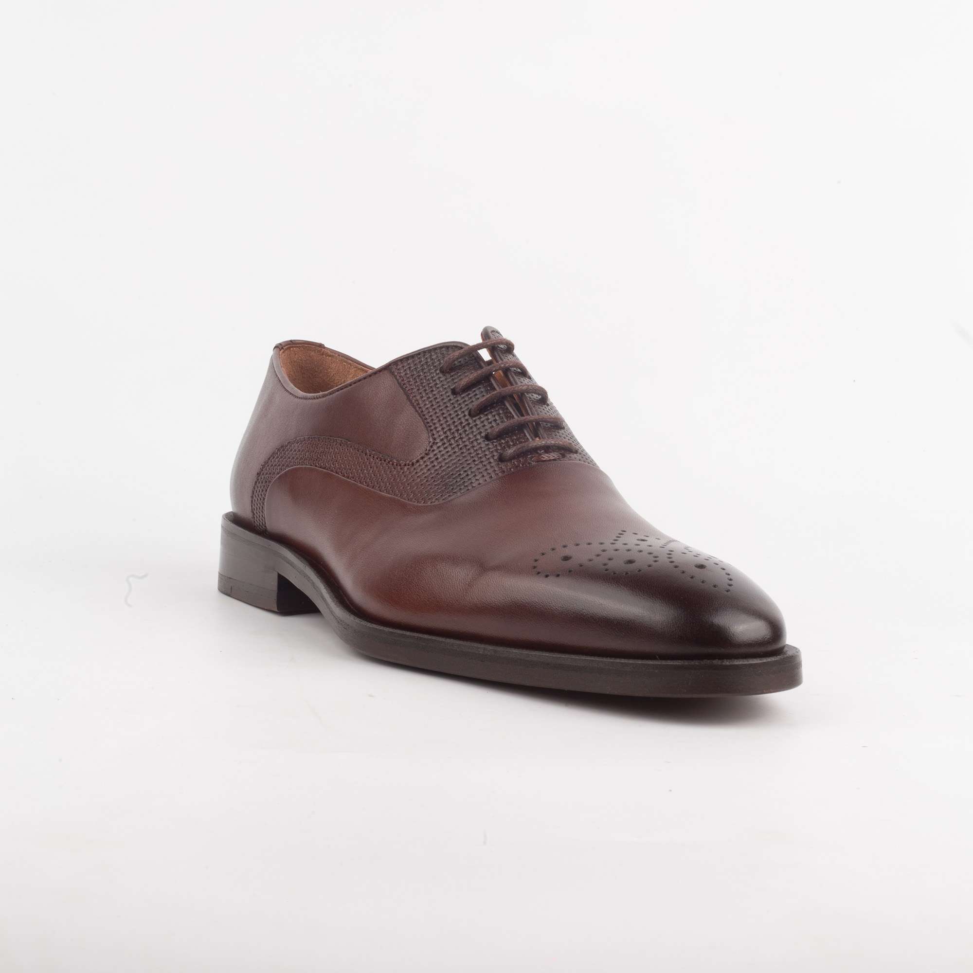 Men's Brown Leather Brogue Oxford Shoes - Classic Formal Footwear for the Modern Gentleman (V2-93) - Image 3