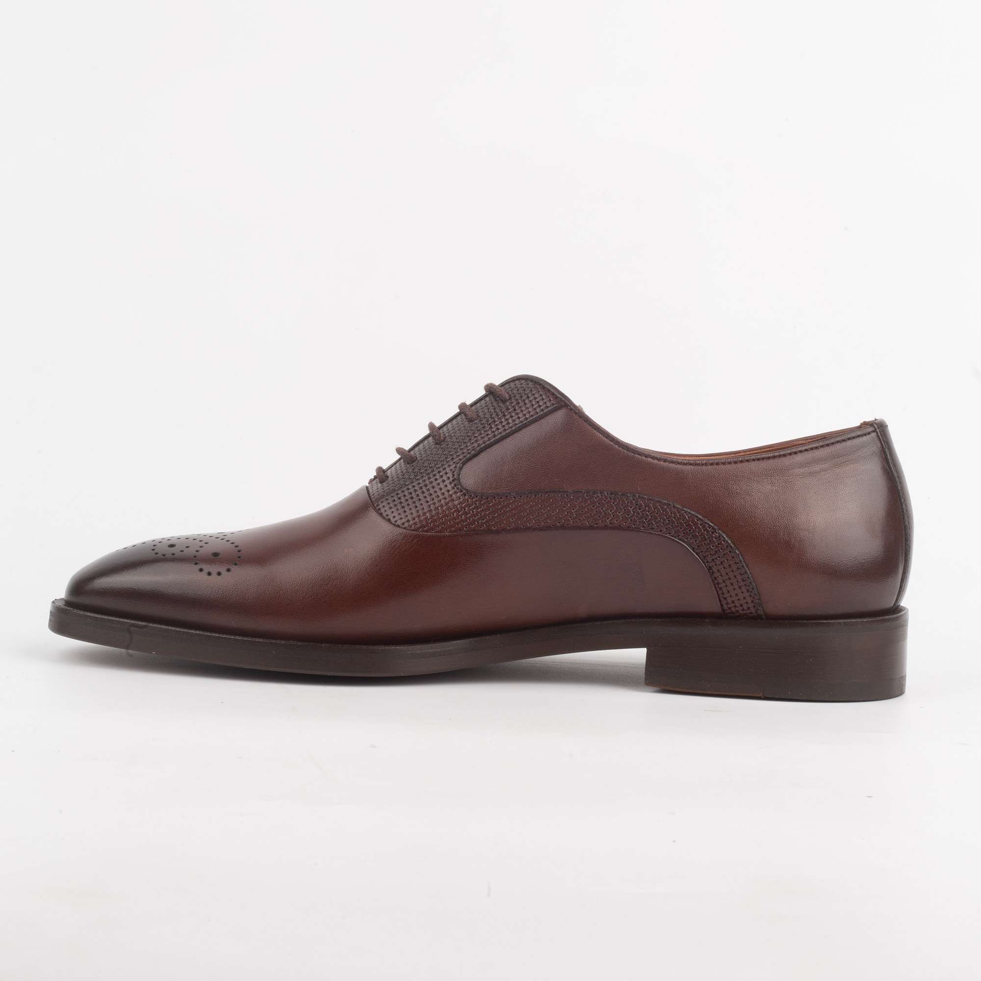 Men's Brown Leather Brogue Oxford Shoes - Classic Formal Footwear for the Modern Gentleman (V2-93) - Image 5
