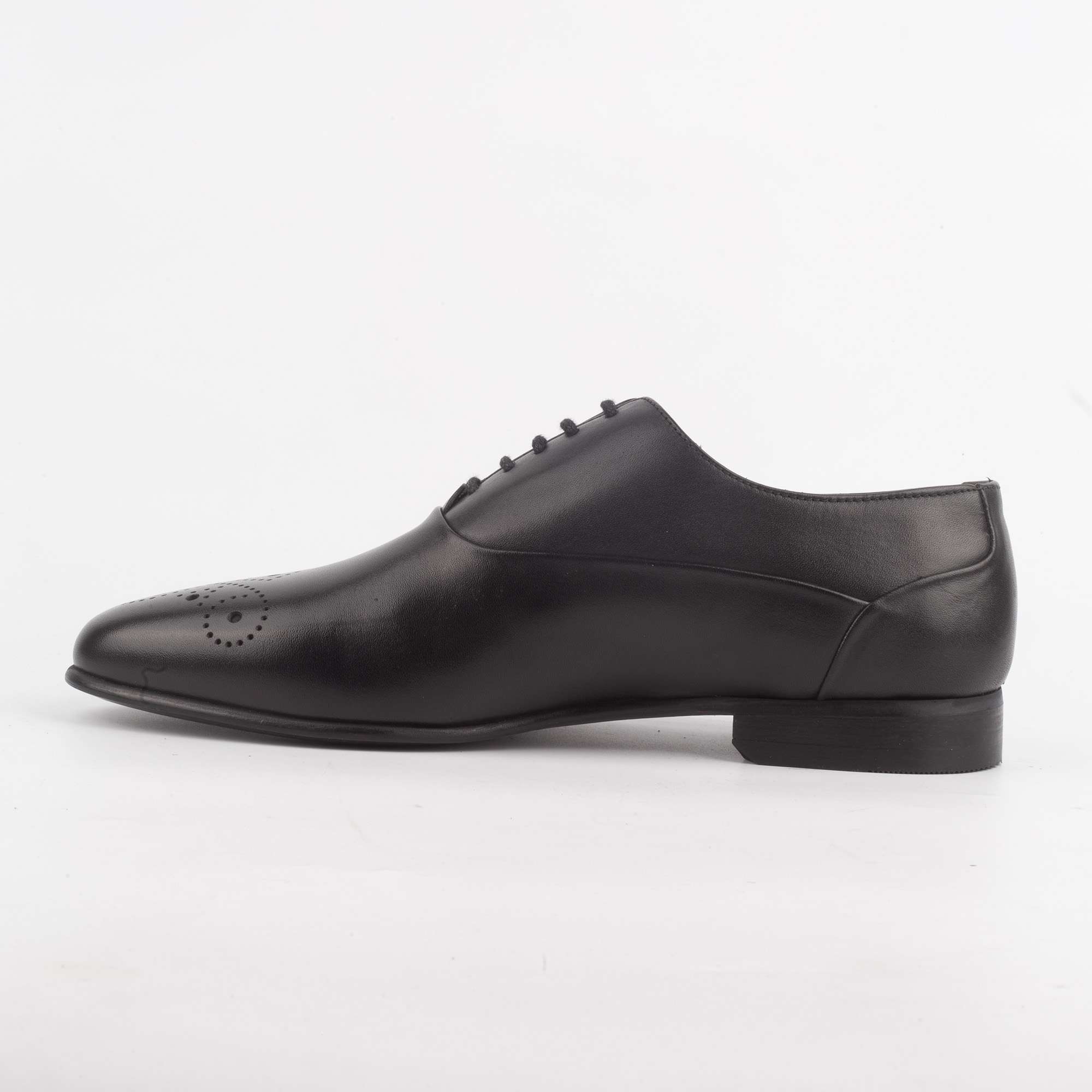 Men's Classic Black Leather Oxford Shoes - Timeless Formal Shoes for Men (V26-47) - Image 4