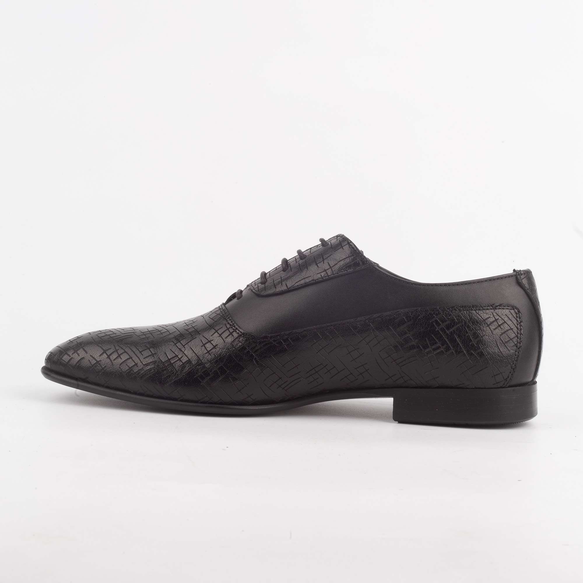 Men's Textured Black Leather Oxford Shoes - Elegant and Comfortable Formal Shoes for Men (V29-62) - Image 3