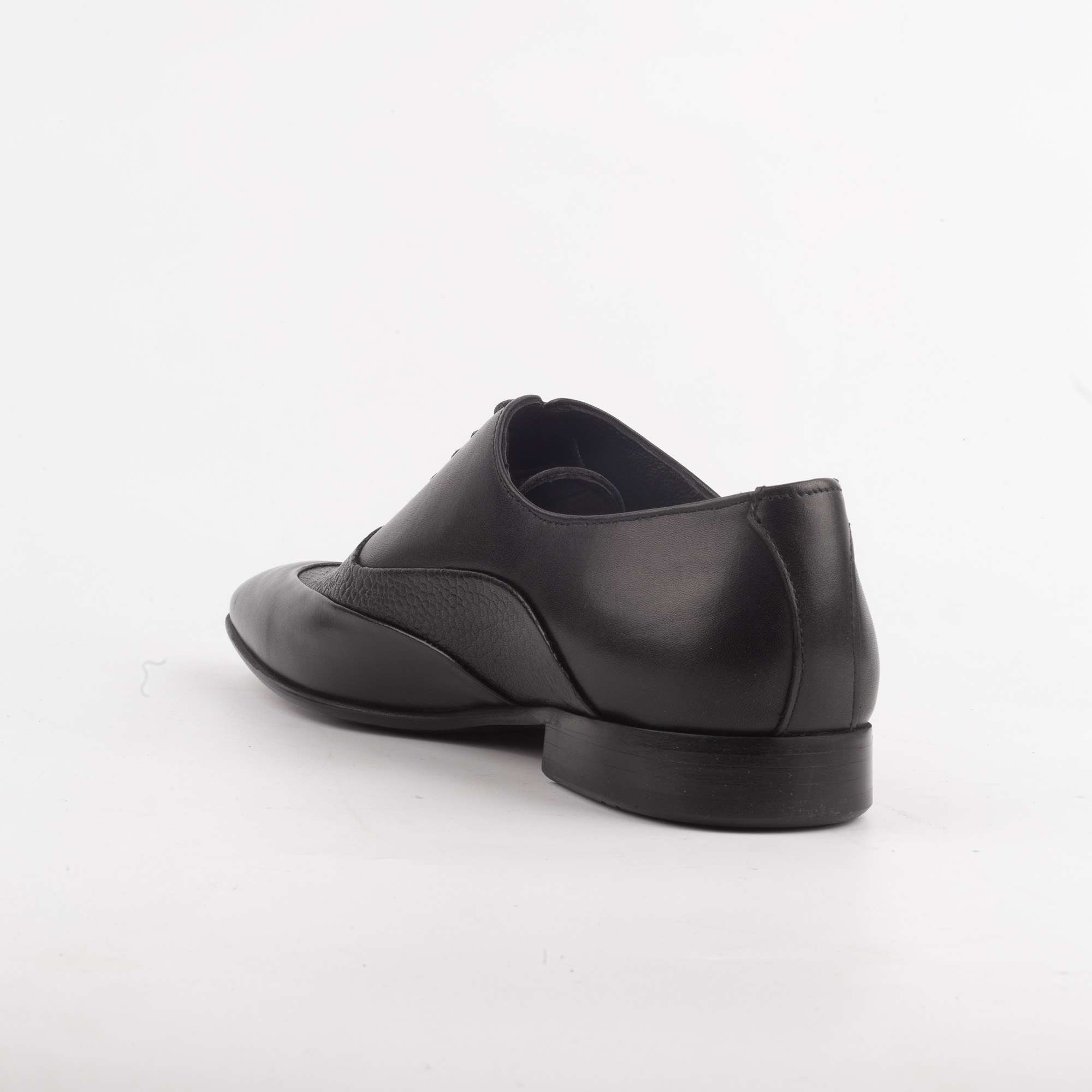 Elegant Textured Black Leather Oxford Shoe for Men - Unique Design with Premium Comfort (H6-04) - Image 3