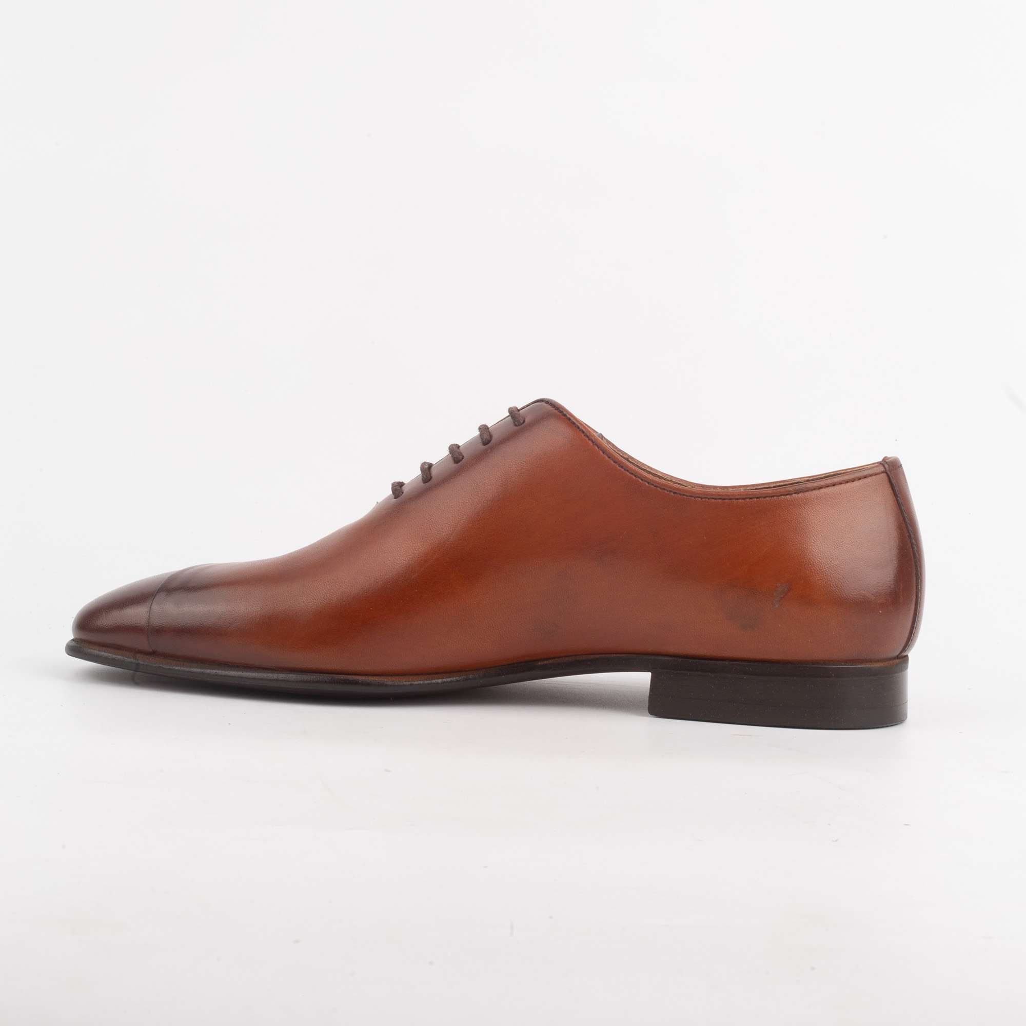 Premium Tan Leather Oxford Shoes for Men - Elegant & Versatile Formal Footwear.(V19-54) - Image 4