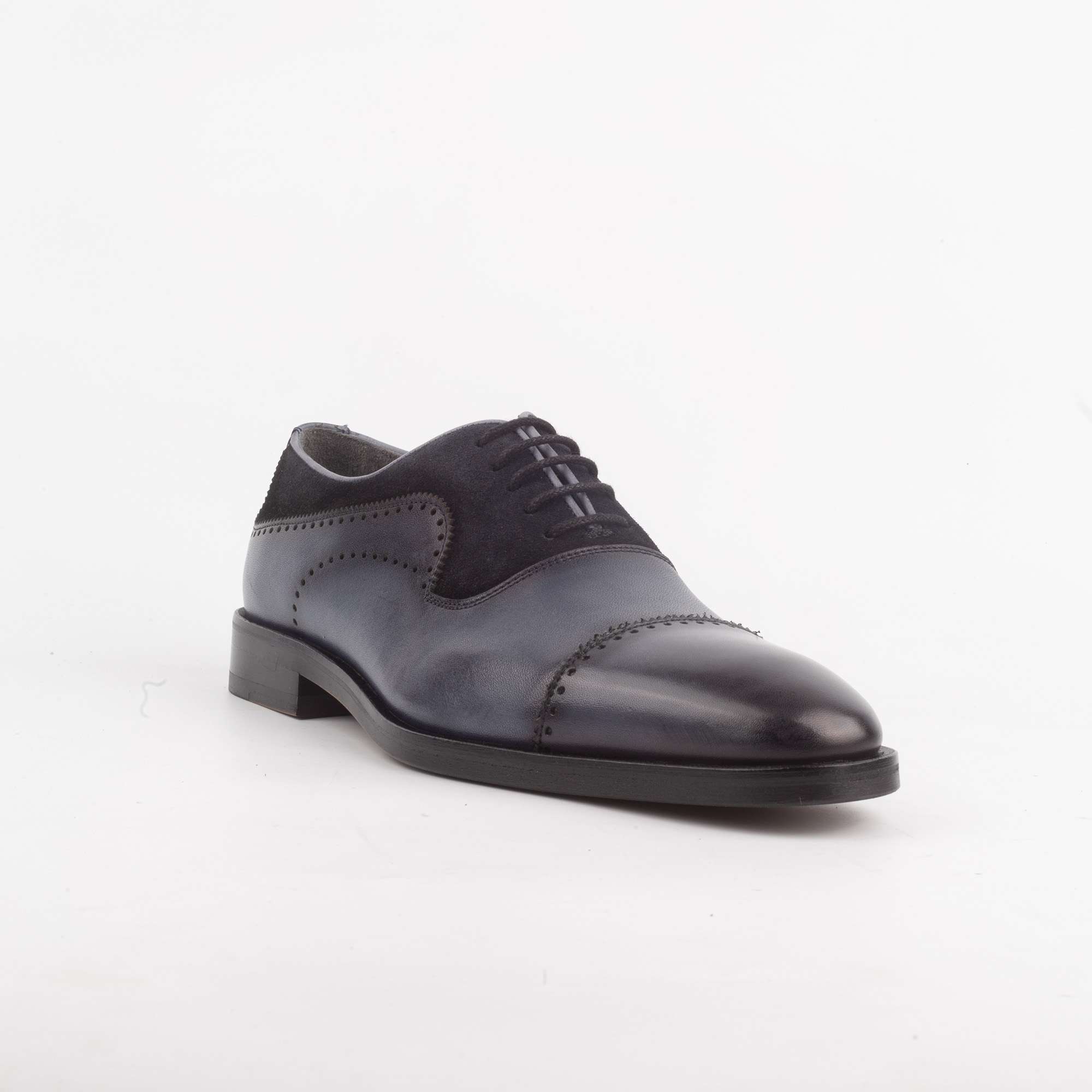 Elegant Blue Brogue Oxford Shoe for Men - Modern Style with Timeless Appeal(V2-87) - Image 3