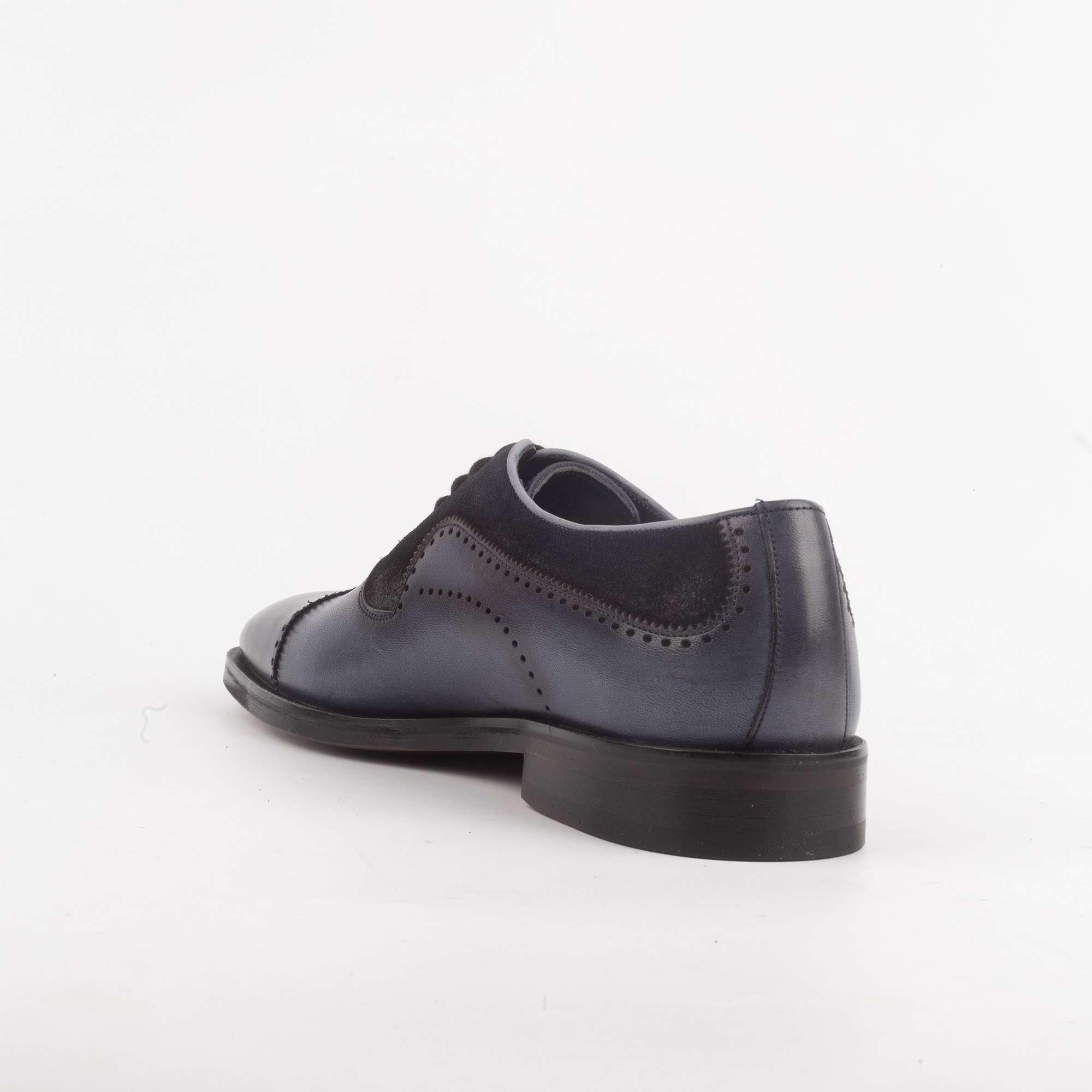 Elegant Blue Brogue Oxford Shoe for Men - Modern Style with Timeless Appeal(V2-87) - Image 4