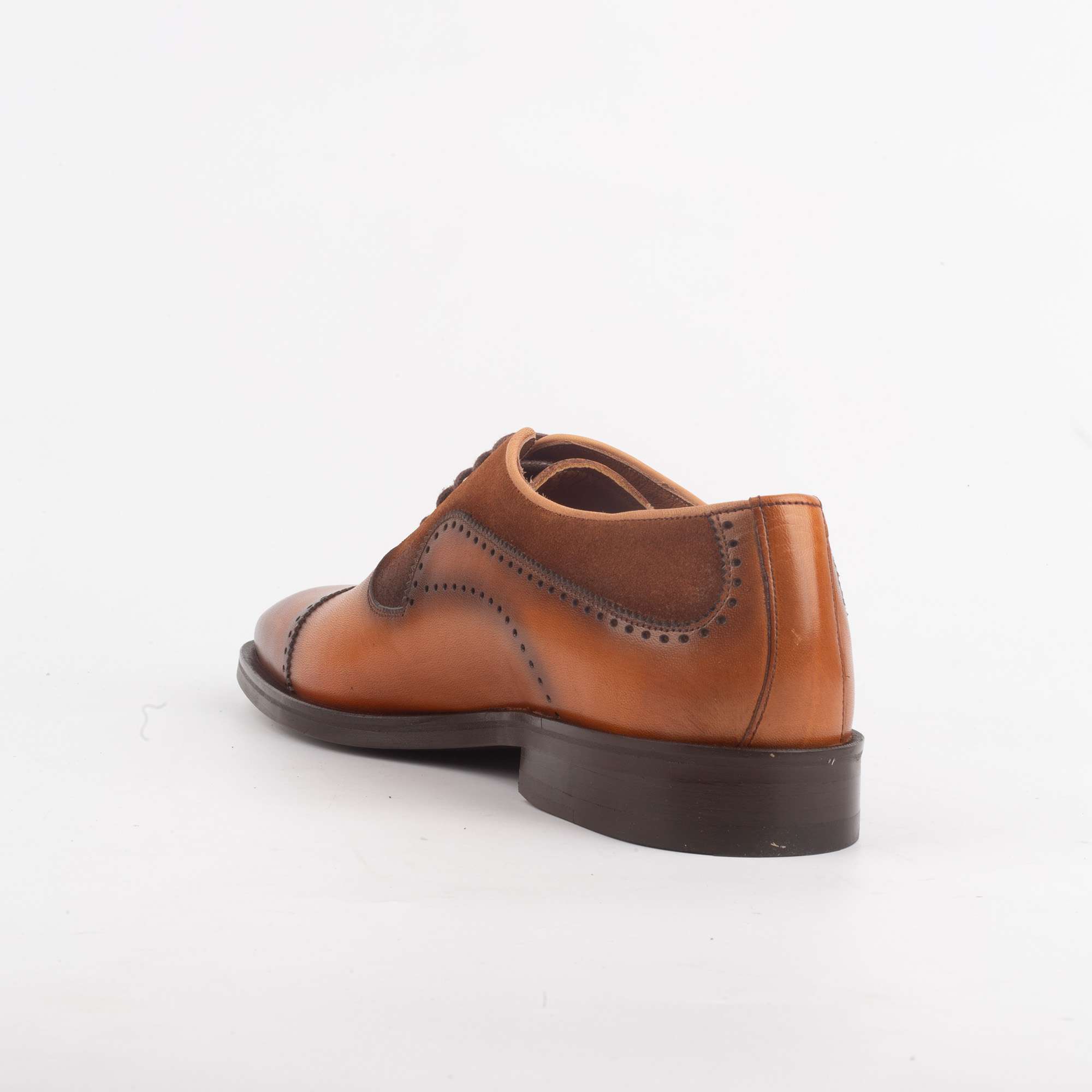 Elegant Tan Brogue Oxford Shoe for Men - Classic Style with Modern Flair(V2-87) - Image 4