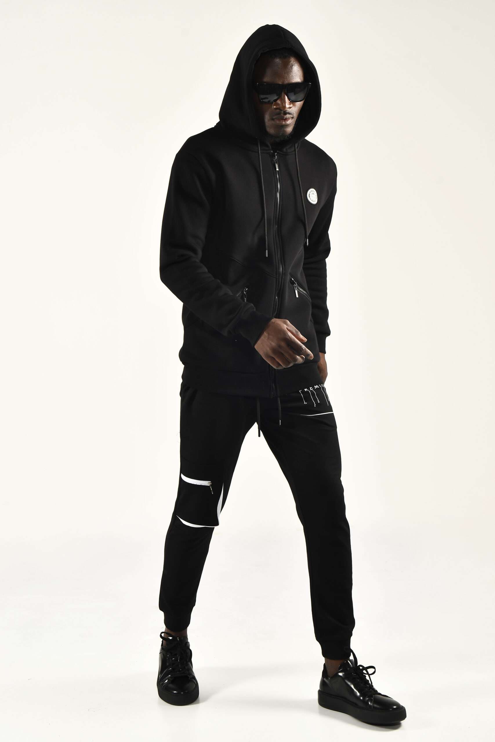 Men's Black Zip Up Hoodie Sleek Streetwear Essential for Everyday Comfort - Image 4