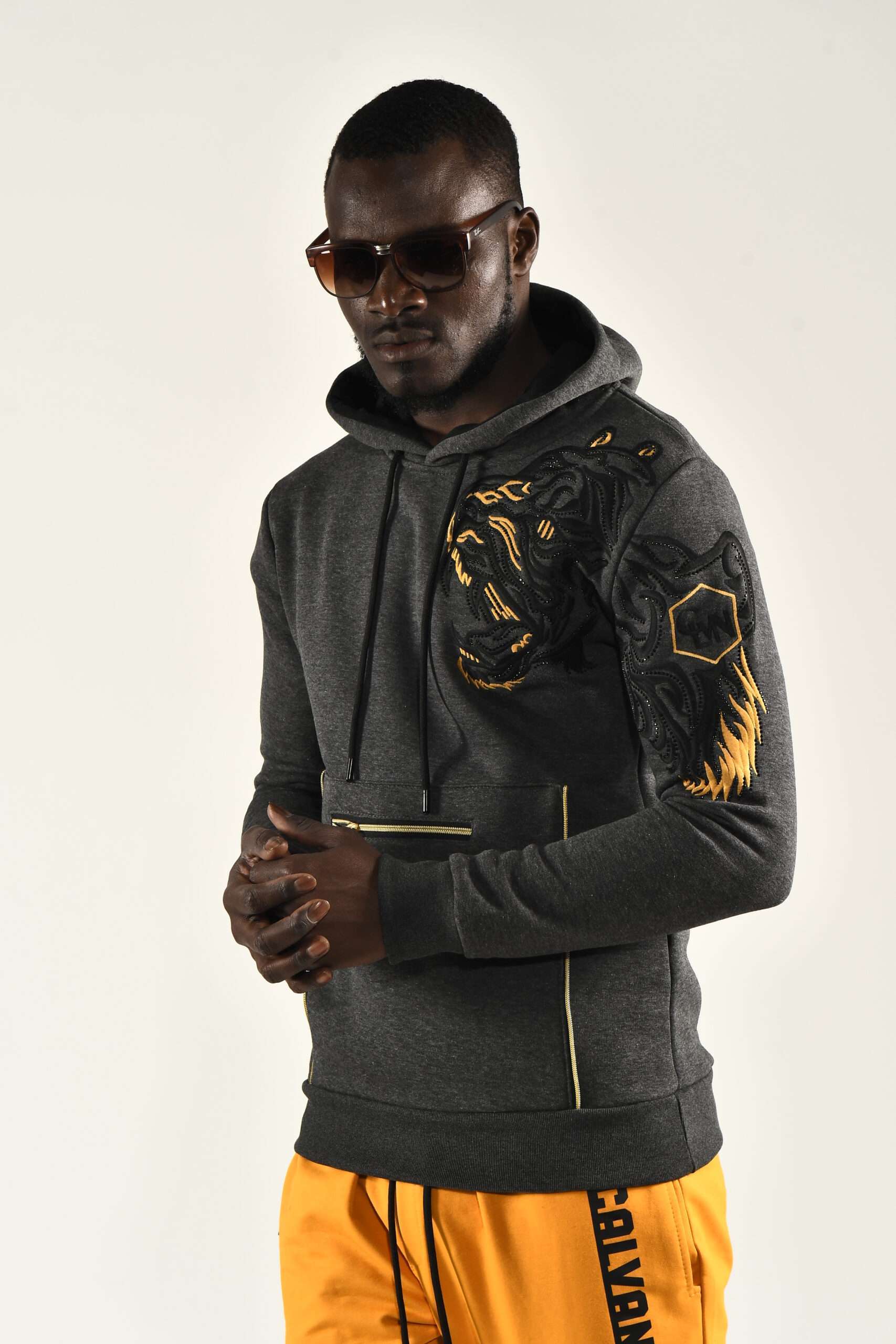 Men's Gray Hoodie with Tiger Design Bold and Modern Streetwear - Image 3