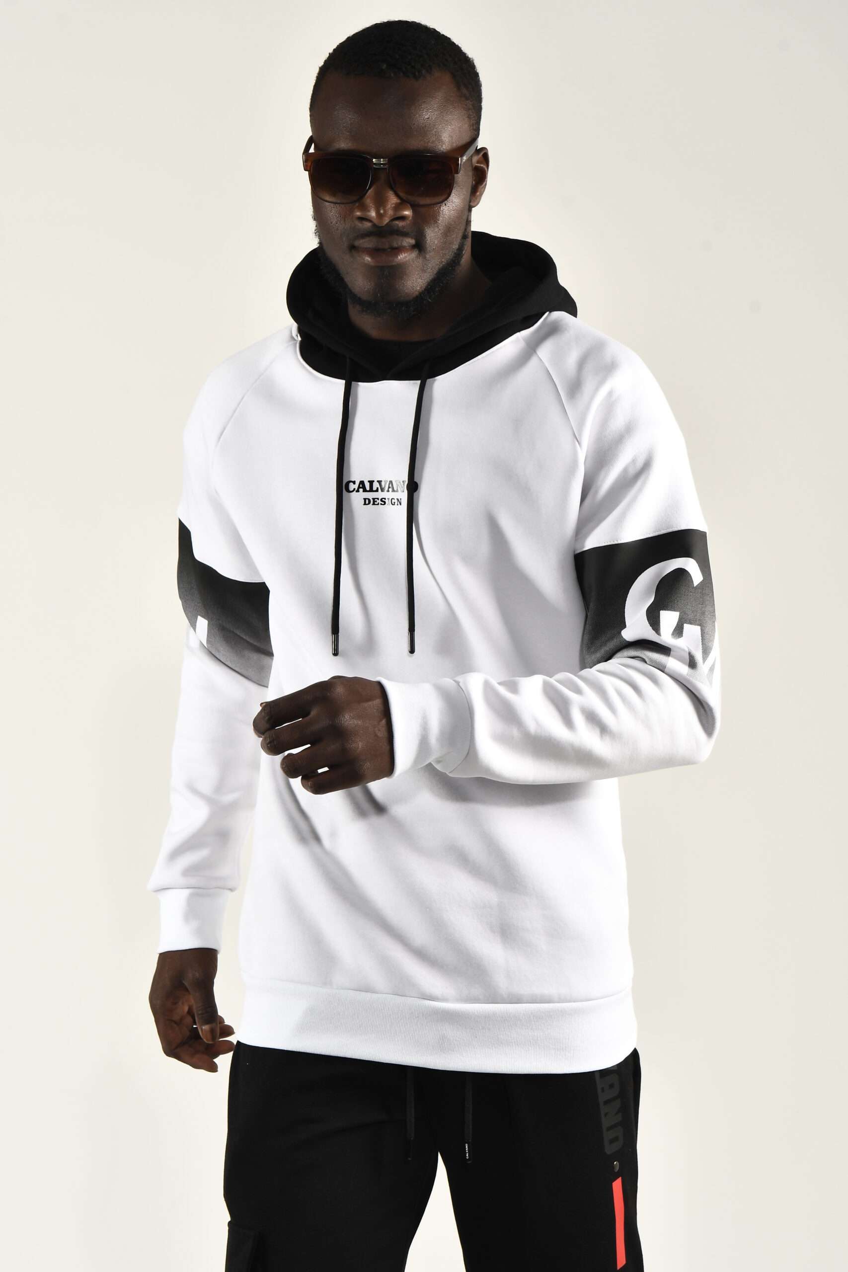 Modern Men's White Hoodie with Black Accents Stylish and Comfortable