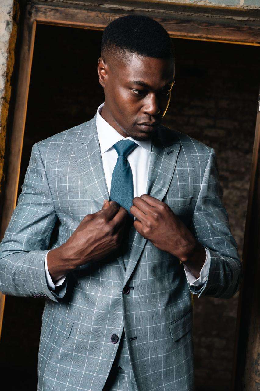 Men's Windowpane Check Double Breasted Suit Classic Elegance for Modern Gentlemen - Image 3