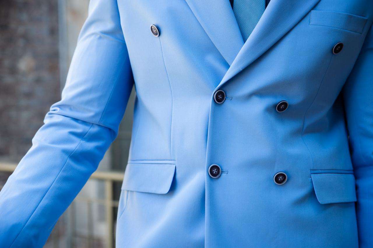Light Blue Double Breasted Suit for Men Elevate Your Formal Look with Timeless Elegance - Image 3