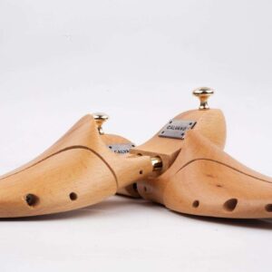 Calvano Light Brown Wooden Shoe Tree.